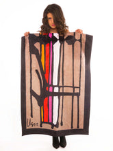 Load image into Gallery viewer, Vera Painted Lines Towel