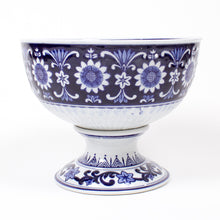 Load image into Gallery viewer, Blue and White Chinoiserie Fruit Bowl